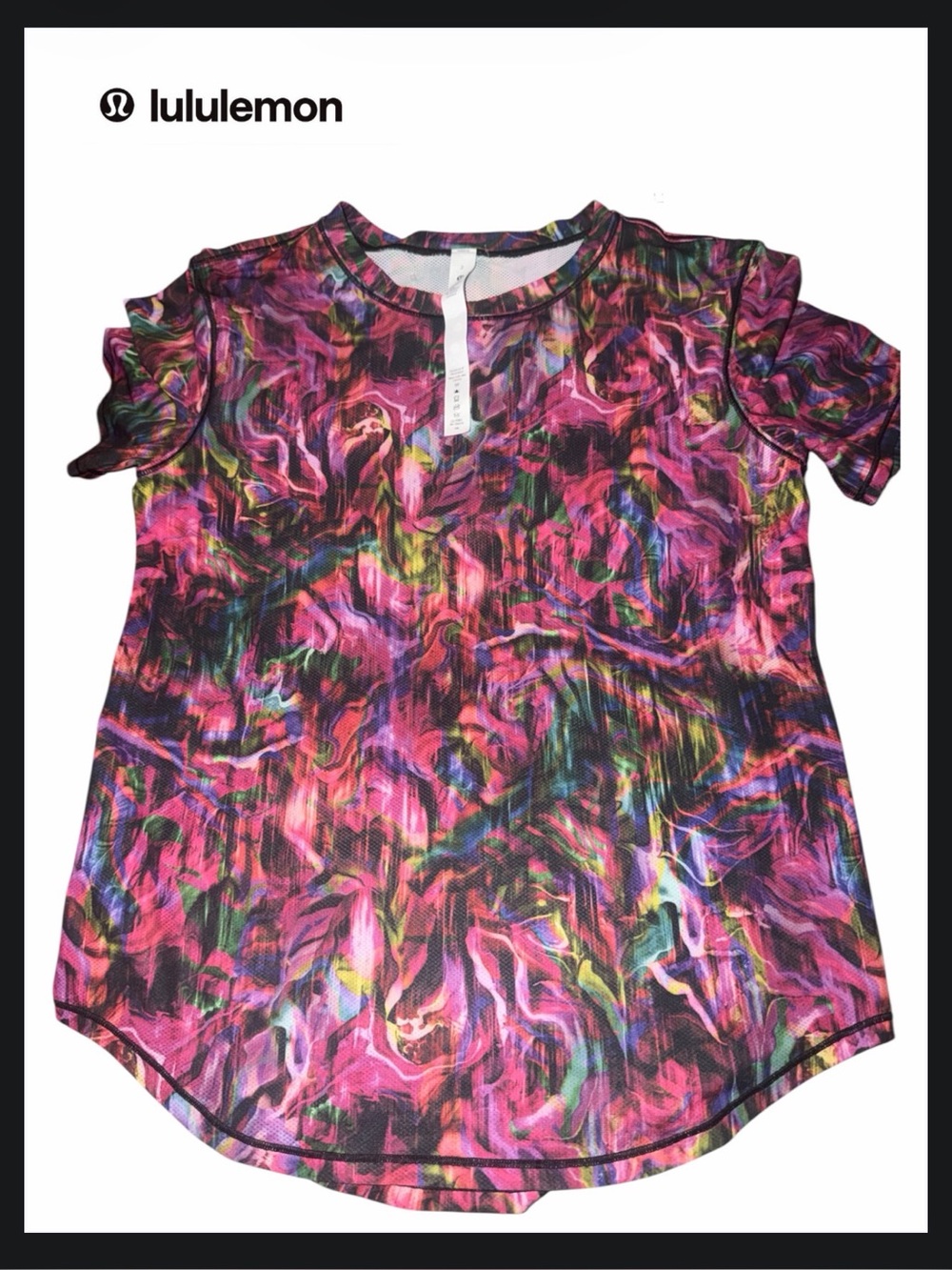 Lululemon High Neck Running and Training T-Shirt
Hyper Flow Pink Multicol